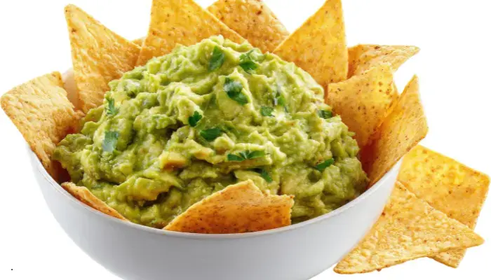 Crispy Cheddar Cheese Whisps with Guacamole