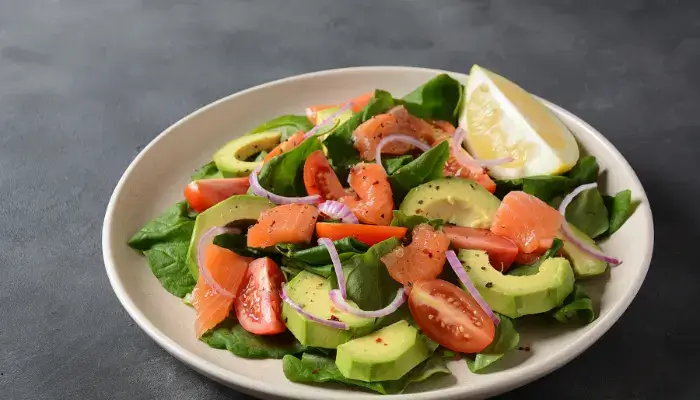 Easy Mediterranean Salmon Salad